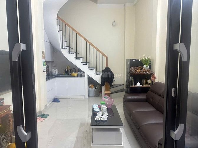 Nhà đẹp chính chủ,30m 5tầng đường Nguyễn Trãi giá rẻ 