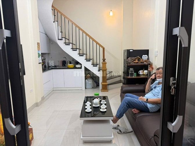 Nhà đẹp chính chủ,30m 5tầng đường Nguyễn Trãi giá rẻ 