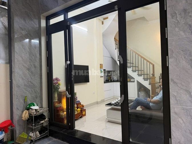 Nhà đẹp chính chủ,30m 5tầng đường Nguyễn Trãi giá rẻ 