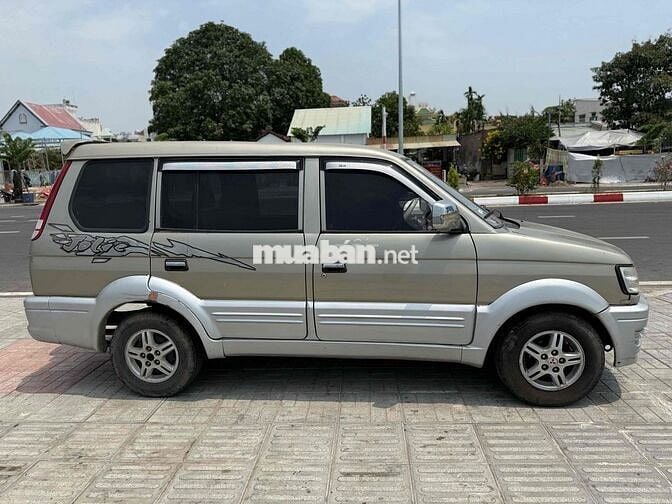 Mitsubishi Jolie 2003 Vàng cát 8 chỗ
