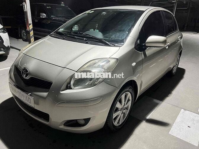 Toyota Yaris Hatchback 2009 Vàng cát Nhật Bản