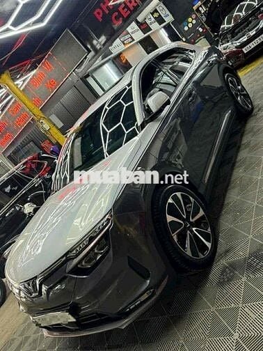 VinFast VF8 plus2022 Pin SDI Tiên Phong Xám Nt Nâu