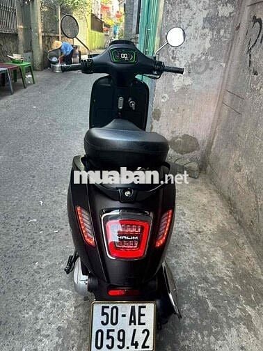 Halim Vespa đèn vuông 50cc 2/2026 chạy 700km. BSTP