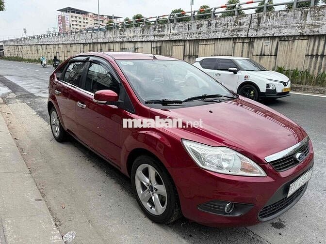 Ford Focus 2011 Tự động màu Đỏ