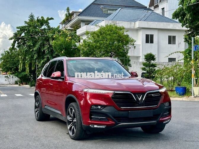 Vinfast Lux SA Premium 2019 - Màu đỏ - 7.000km
