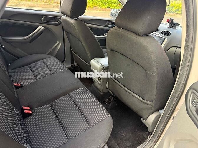 Ford Focus 2011 Tự động màu Đỏ