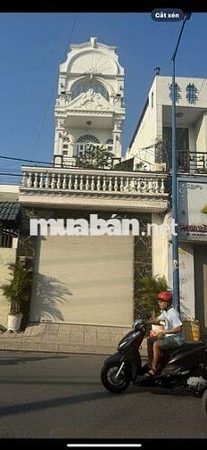 CẦN TIỀN BÁN NHÀ GẤP ĐỊNH CƯ NƯỚC NGOÀI GIÁ 18,5 TỶ HẠ GIÁ CÒN 17,5 TỶ