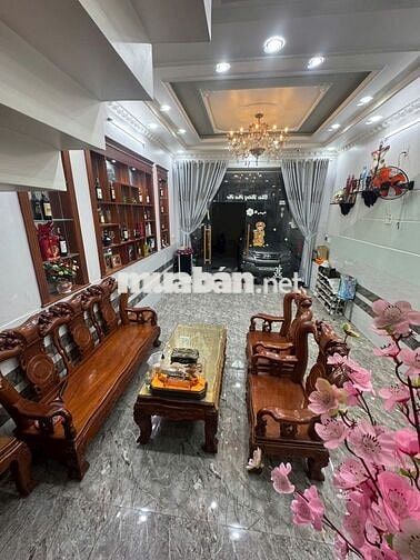 CẦN TIỀN BÁN NHÀ GẤP ĐỊNH CƯ NƯỚC NGOÀI GIÁ 18,5 TỶ HẠ GIÁ CÒN 17,5 TỶ