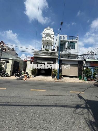 CẦN TIỀN BÁN NHÀ GẤP ĐỊNH CƯ NƯỚC NGOÀI GIÁ 18,5 TỶ HẠ GIÁ CÒN 17,5 TỶ
