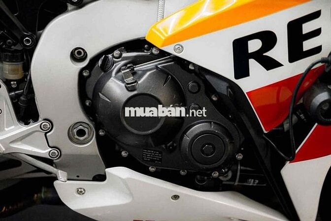 Honda CBR1000RR Repsol 2015 Trắng, Cam, Đỏ 37000km