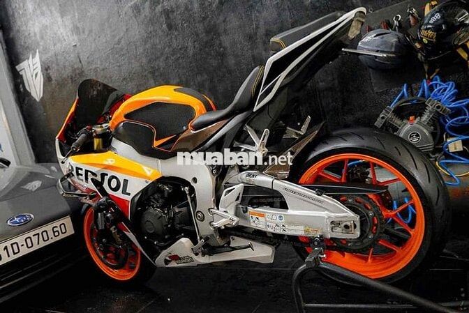 Honda CBR1000RR Repsol 2015 Trắng, Cam, Đỏ 37000km