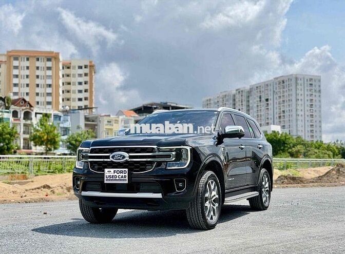 Ford Everest 2025 2.0l Titanium Xe Gia Đình