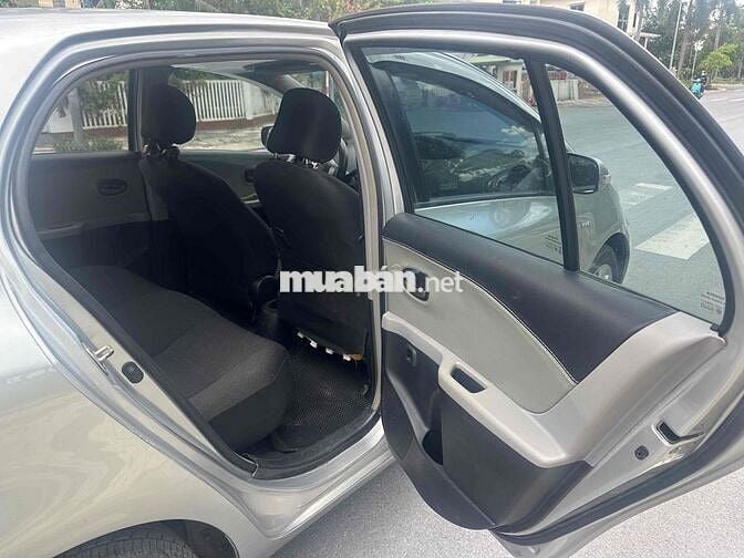 Toyota Yaris số tự động nhập khẩu chính chủ