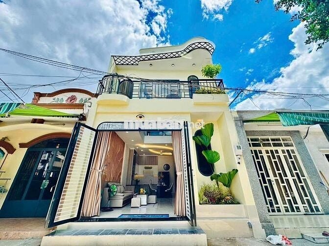 Nhà mới lung linh full nội thất vác valy  vào ở 81.1m2 giá 6,79t bl