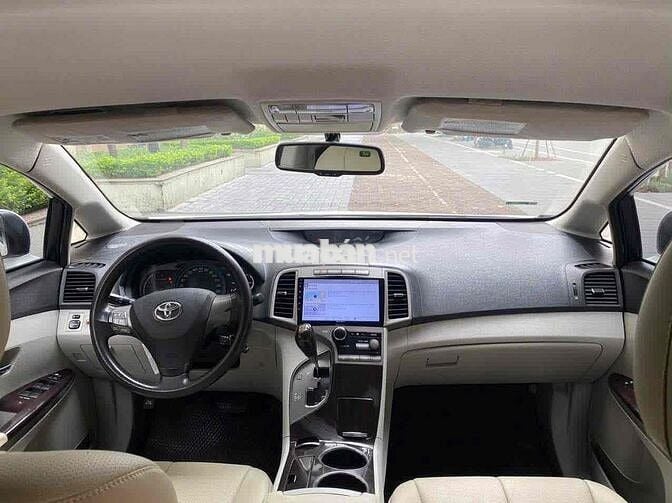 Toyota Venza Trắng 5 chỗ Xăng