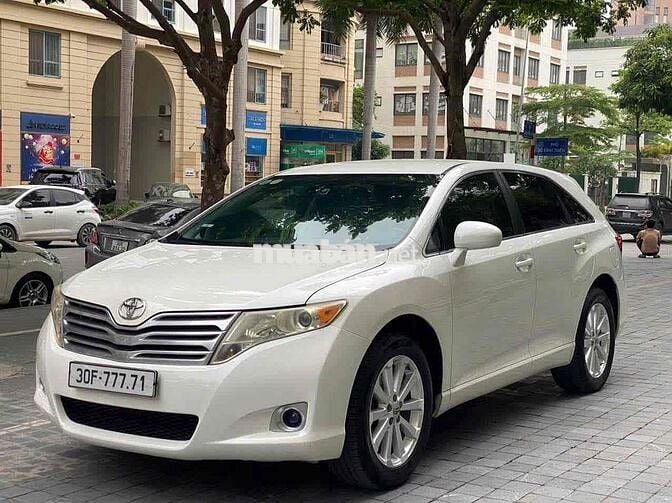 Toyota Venza Trắng 5 chỗ Xăng