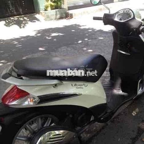 Piaggio Liberty Trắng