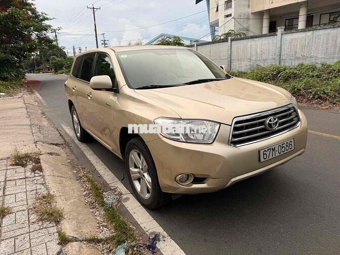Toyota Highlander Limited AwD