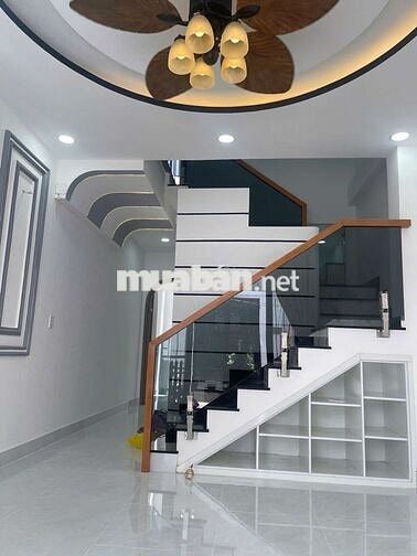 Bán nhà ngay kdc Nam Hùng Vương: 5.35 tỷ.
+ 3.5m nở hậu 3.6m ×11.6m