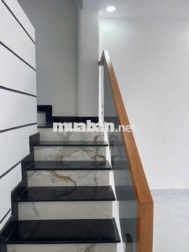 Bán nhà ngay kdc Nam Hùng Vương: 5.35 tỷ.
+ 3.5m nở hậu 3.6m ×11.6m