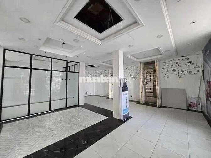Cho Thuê Góc 4 Mặt Tiền 199–201–203–205 Lý Chính Thắng, Quận 3