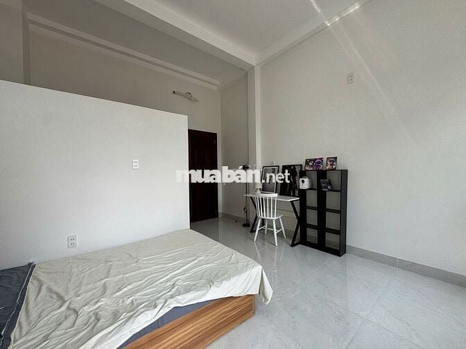 CHO THUÊ CĂN HỘ 1PN STUDIO BAN CÔNG NGAY VẠN HẠNH MALL