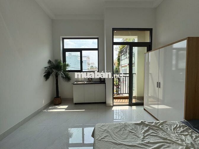CHO THUÊ CĂN HỘ 1PN STUDIO BAN CÔNG NGAY VẠN HẠNH MALL