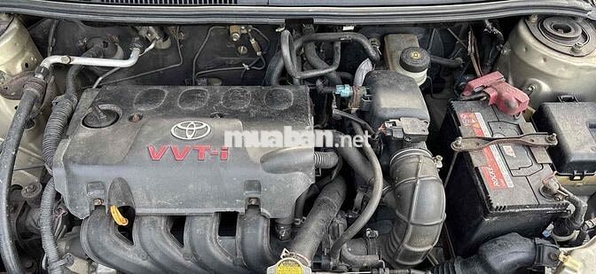 Toyota Vios 2004 Vàng cát