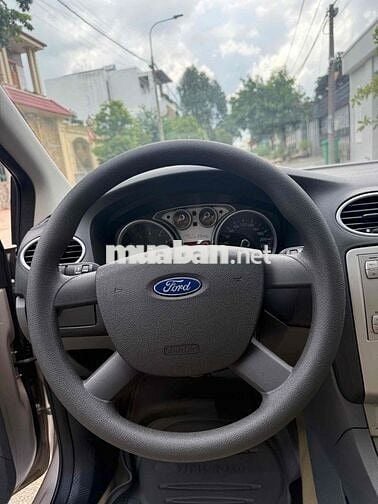 Ford Focus 2013 Tự động 74000 km Vàng cát