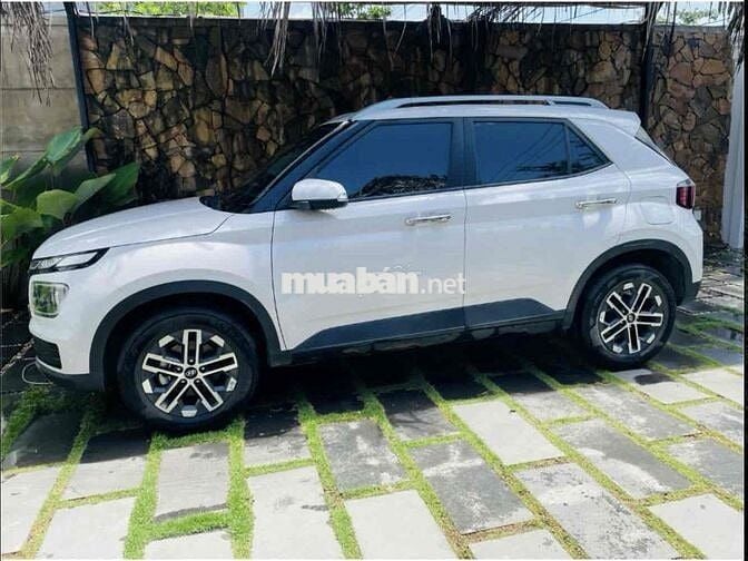 Hyundai Venue Đặc Biệt Turbo 2025 21700km Trắng