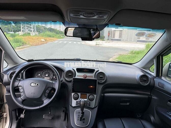 Kia Carens 2.0 full AT Vàng cát Tự động