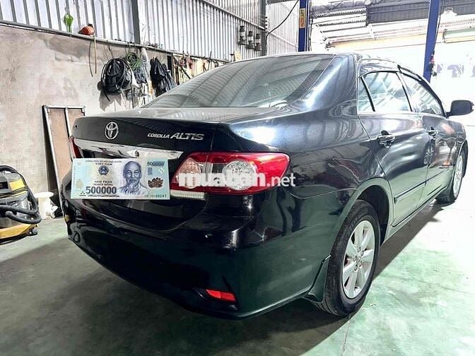 Toyota Altis 2011 Tự động Đen 5 chỗ