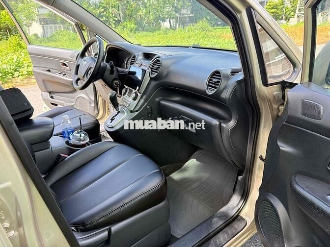 Kia Carens 2.0 full AT Vàng cát Tự động
