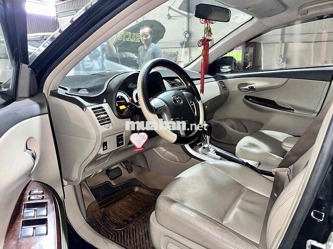 Toyota Altis 2011 Tự động Đen 5 chỗ