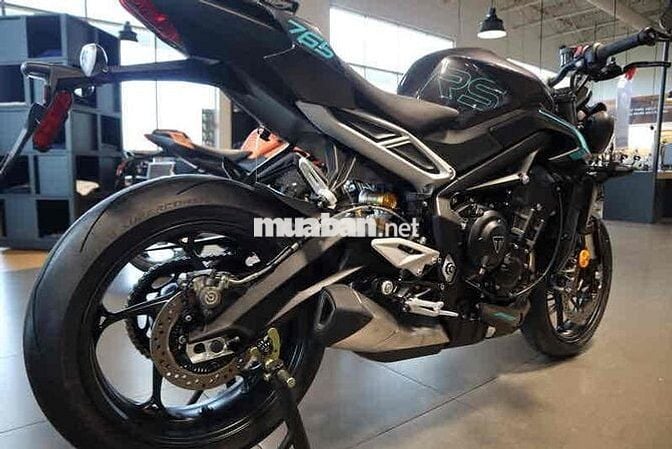 Triumph Street Triple 765 RS 2026 Đen