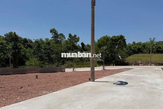 Dãy phân lô Hoài Thanh gần cầu Nguyễn Hoàng, giá tốt đầu tư