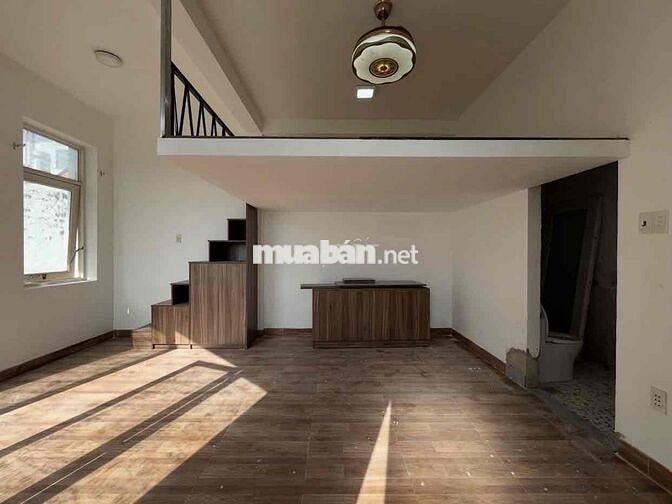 CĂN HỘ DUPLEX THOÁNG MÁT NGAY GẦN CHỢ THẠCH ĐÀ GẦN CV LÀNG HOA