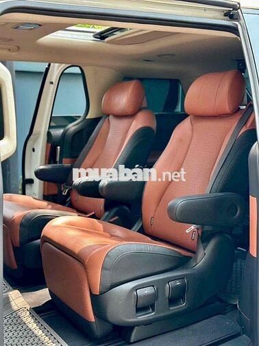 KIA Carnival 2.2 Signature 2022 31.000km Trắng
