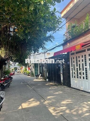 Hẻm Xe Tải Dương Thị Mười, DT: 4x15, Trệt,gác lửng, 2PN,2vs, Sổ Riêng