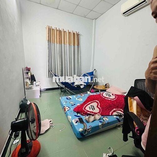 nhà cho thuê nguyên căn ngang 3,2-14m 1 trệt 1 lầu 2 p ngủ .2wc