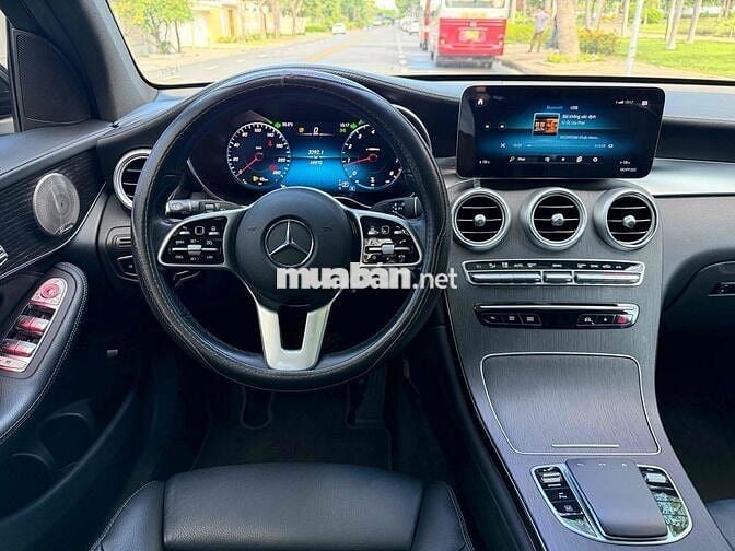 Mercedes-Benz GLC 300 2022