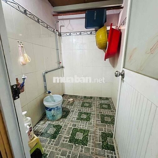 nhà cho thuê nguyên căn ngang 3,2-14m 1 trệt 1 lầu 2 p ngủ .2wc