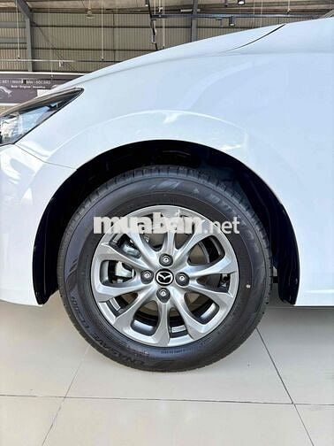 Mazda 2 AT - Tặng BHVC - giảm sâu