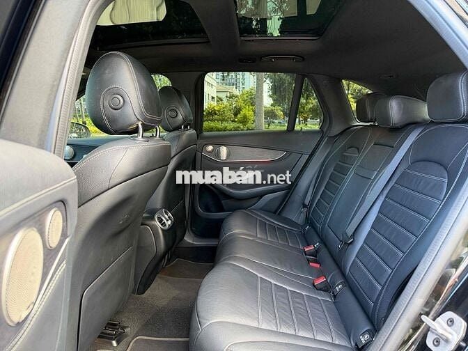 Mercedes-Benz GLC 300 2022