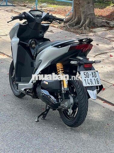 Honda Vario 150 2020 Bạc poscher chính chủ