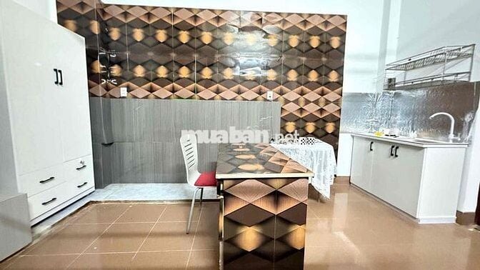 CHO THUÊ CĂN HỘ 45m2  ĐẸP - TÁCH BẾP- MÁY NƯỚC NÓNG - NHẤT CHI MAI - P