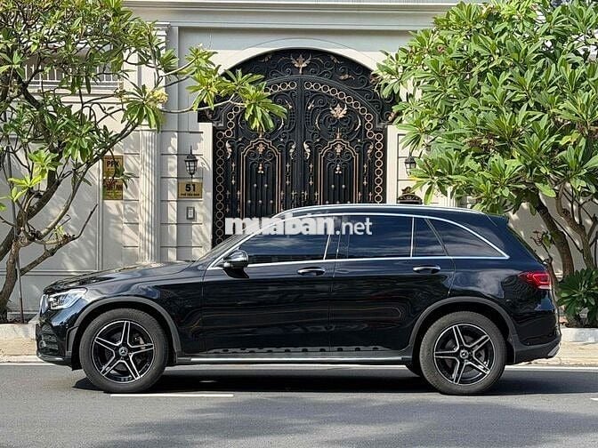 Mercedes-Benz GLC 300 2022