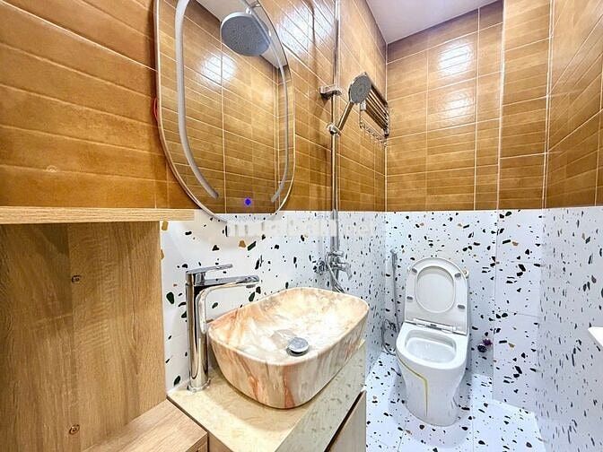 Ngay Landmark 81 - 1 trệt 1 lầu 3 PN 43m² không quy hoạch lộ giới 