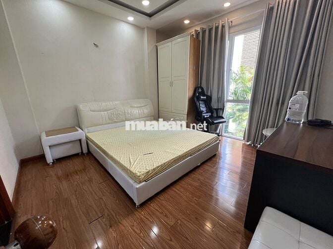 Nhà nguyên căn full nội thất 1/ Lê Văn Thọ P.11, 4 tầng, HXH giá 12tr 