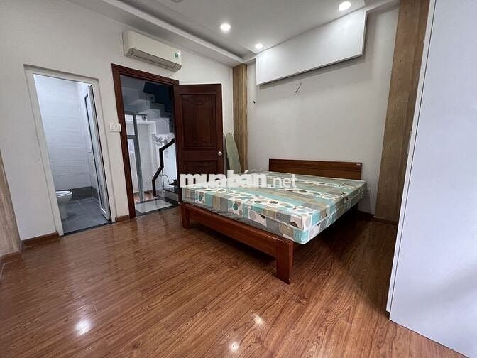 Nhà nguyên căn full nội thất 1/ Lê Văn Thọ P.11, 4 tầng, HXH giá 12tr 